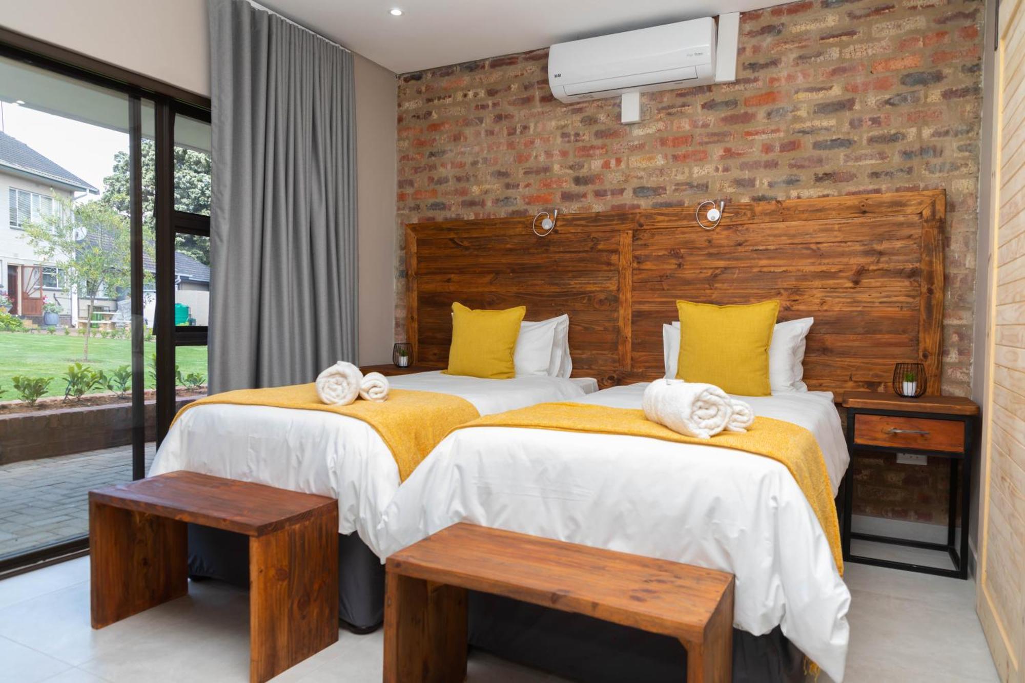 Opstal Gastehuis Potchefstroom Exterior foto